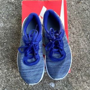 Nike Tanjun Shoes NEVER WORN